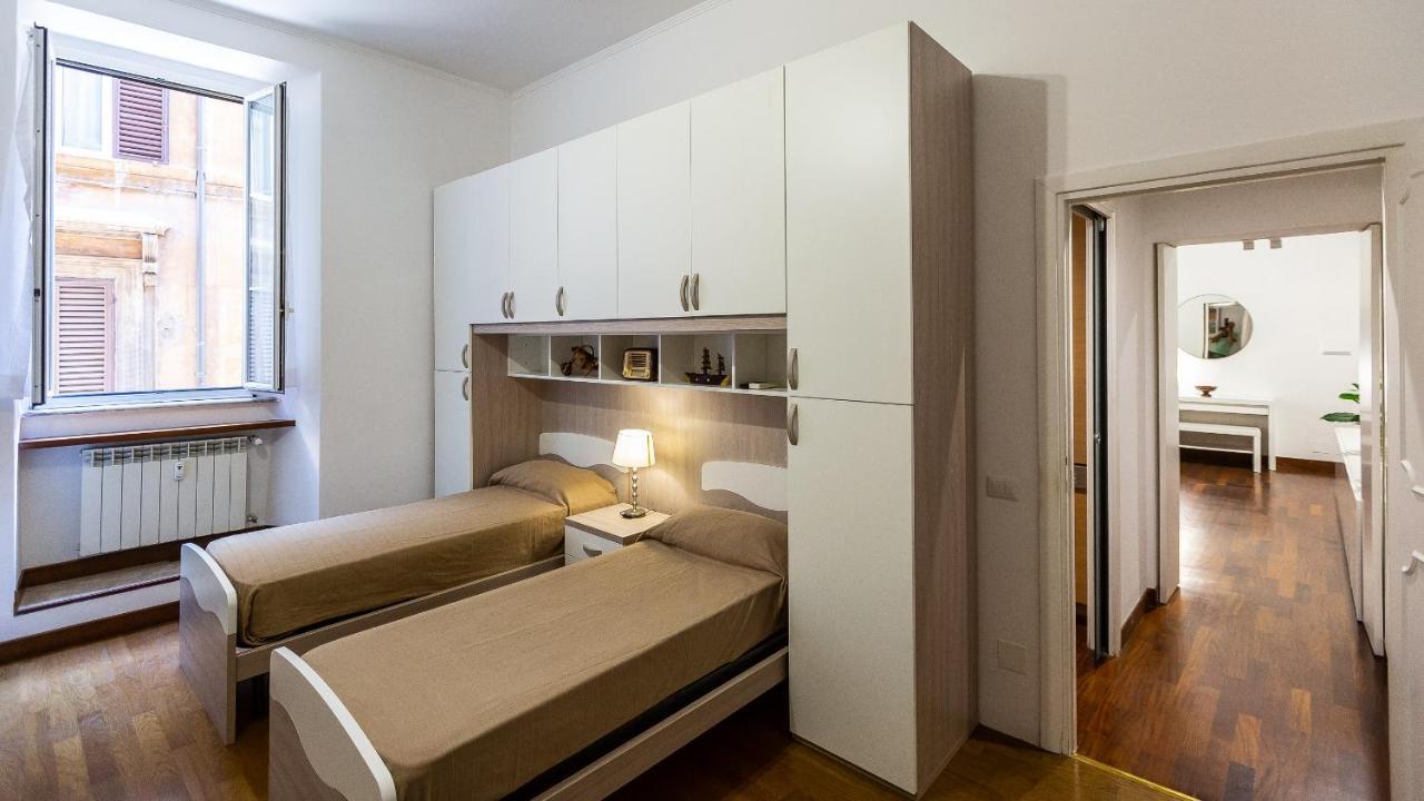 Cartari Rental In Rome Apartment Zewnętrze zdjęcie